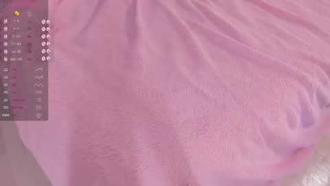 Snapshot of lilianedgars chatting on February 2025 01:39:01 PM Lilian online show from February 2025 01:39:01 PM