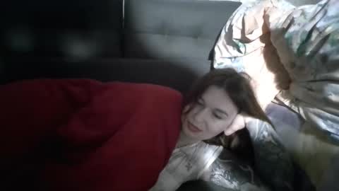 liliawoolf online show from October 2025 05:41:02 PM