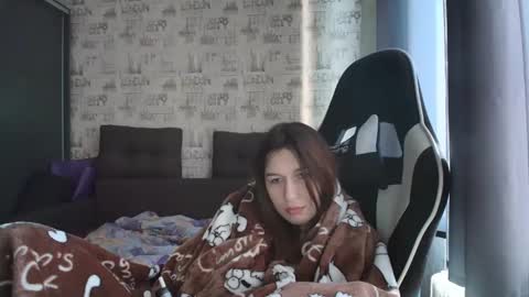 liliawoolf online show from May 2026 05:13:01 AM