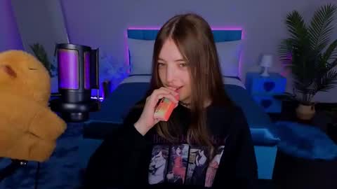 Snapshot of lilibakery chatting on September 2025 02:01:02 AM Lili Bakery online show from September 2025 02:01:02 AM