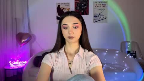 Lina online show from April 2026 10:36:02 PM