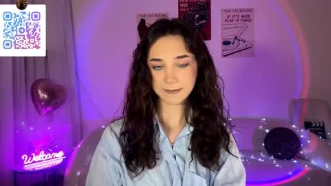Lina online show from May 2026 10:27:01 PM