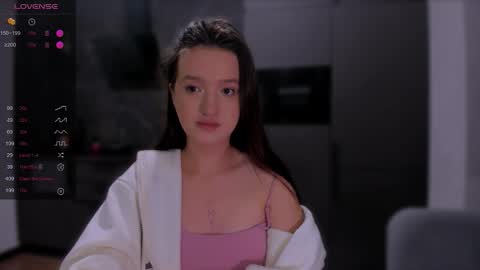             ...  online show from September 2025 09:15:01 PM