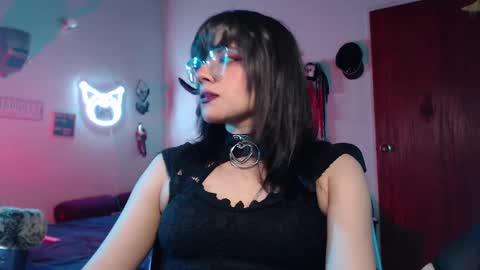 Snapshot of lililiu chatting on January 2025 02:09:01 AM Molly online show from January 2025 02:09:01 AM