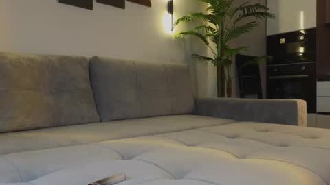 lililok101 online show from October 2025 01:48:02 AM