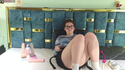 Snapshot of lilimini032 chatting on February 2025 10:25:01 PM lilimini online show from February 2025 10:25:01 PM