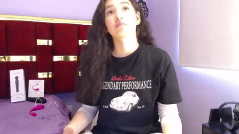 Snapshot of lilimini032 chatting on January 2026 08:18:02 PM lilimini online show from January 2026 08:18:02 PM