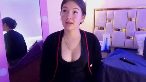 lilimini online show from March 2026 08:12:01 PM