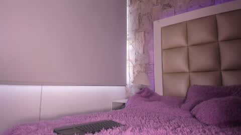 Lilit online show from December 2024 01:22:02 PM