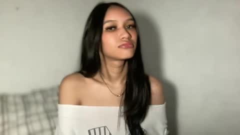 Chloe online show from July 2026 04:33:01 PM