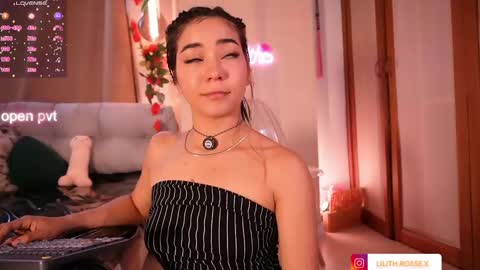 Lilith Rosse online show from May 2026 01:40:02 PM