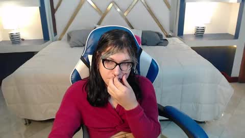lilith  online show from May 2026 02:22:02 PM