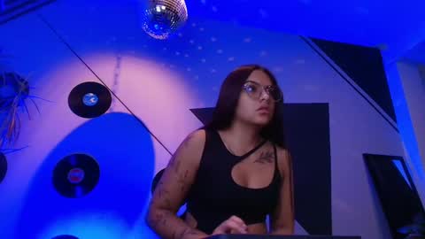 Lilith and Khloe  online show from October 2025 11:30:02 AM