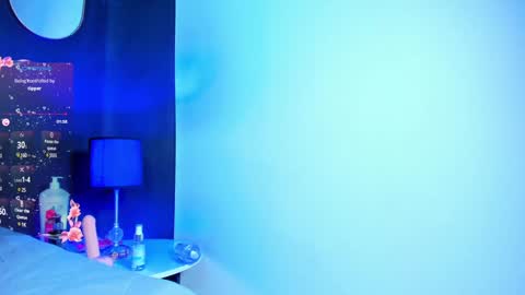 Lili  online show from February 2025 08:53:01 PM