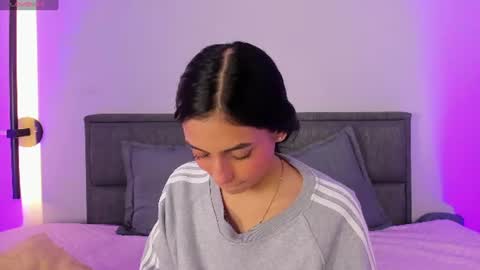 Snapshot of lilith_petit_ chatting on June 2026 12:36:02 PM Lili petit online show from June 2026 12:36:02 PM
