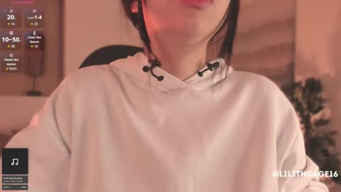 lilith_sage_ online show from November 2025 11:32:02 AM