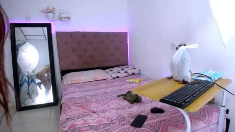 Lilith online show from November 2025 05:08:01 PM