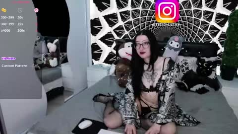 Lilith Caine online show from April 2026 06:36:01 AM