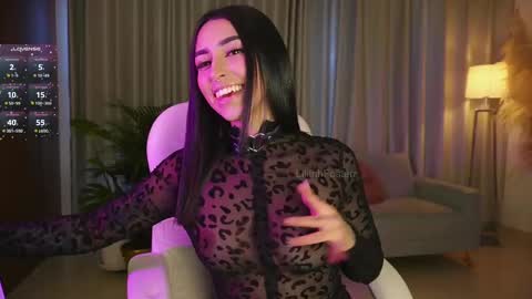 Lili  online show from September 2025 09:42:01 PM