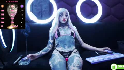Tifon Mary - Indepent model  online show from May 2026 04:01:02 PM