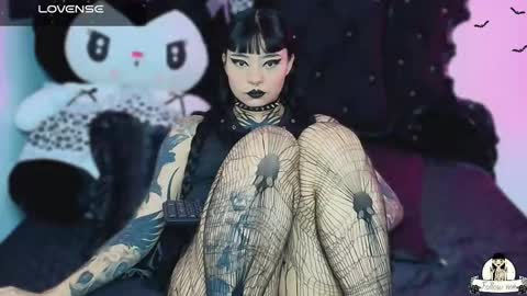   online show from January 2026 09:53:02 PM