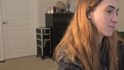 Snapshot of lilithoftrees chatting on December 2024 08:01:02 PM L online show from December 2024 08:01:02 PM