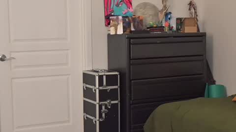 Snapshot of lilithoftrees chatting on December 2024 07:57:01 PM L online show from December 2024 07:57:01 PM