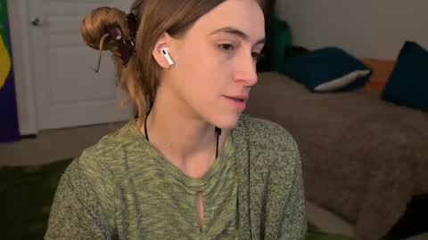 Snapshot of lilithoftrees chatting on January 2025 06:48:01 PM L online show from January 2025 06:48:01 PM