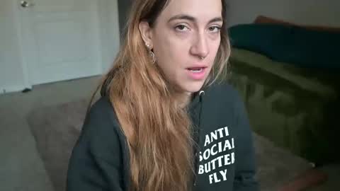 Snapshot of lilithoftrees chatting on February 2025 02:41:01 PM L online show from February 2025 02:41:01 PM