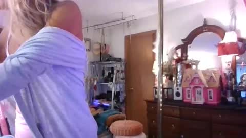 Lilithohfish online show from February 2026 06:56:01 PM