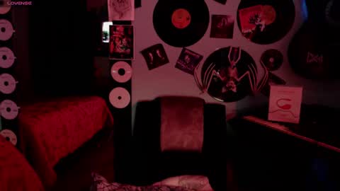 Call me Lilith online show from October 2025 06:40:01 PM