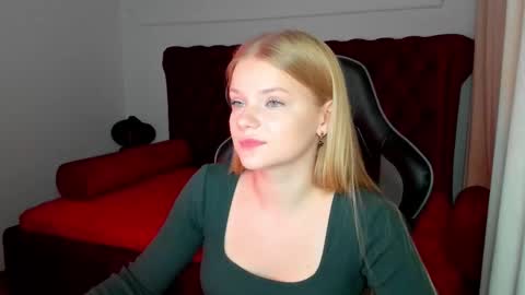 lilitrosen online show from October 2025 05:43:01 PM
