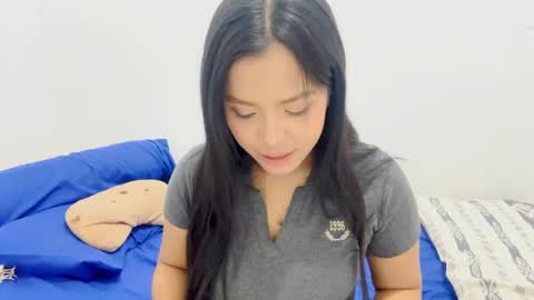 LiliyanaS online show from June 2026 01:13:01 PM