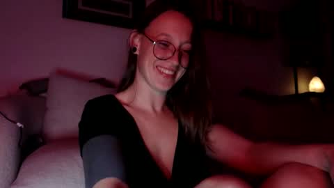 Jay  please help me reach 50 thumbs up online show from February 2026 02:21:02 AM