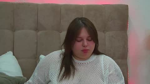 LillianHaig online show from February 2025 06:40:02 PM