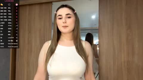 Snapshot of lillianhusk chatting on December 2025 11:15:02 AM Amelia online show from December 2025 11:15:02 AM