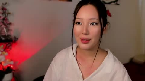 lillie_sun online show from June 2026 09:30:01 AM