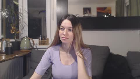 Snapshot of lilliyves chatting on January 2025 11:55:01 PM lilliyves online show from January 2025 11:55:01 PM