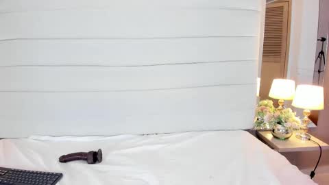 Snapshot of lilly_2809_ chatting on September 2025 05:11:02 AM Lizeth follow me in my igimlilycute 3 online show from September 2025 05:11:02 AM