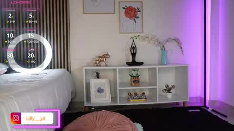 Sofia online show from January 2026 12:43:01 PM