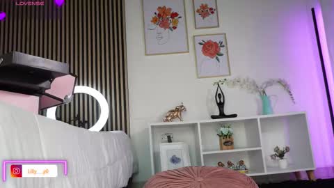 Sofia online show from February 2026 01:17:01 PM