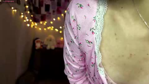 Lilith online show from July 2026 04:07:02 AM