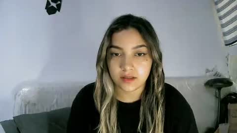 Snapshot of lilly_ocean22 chatting on April 2026 06:49:02 PM Sey - Lilly online show from April 2026 06:49:02 PM