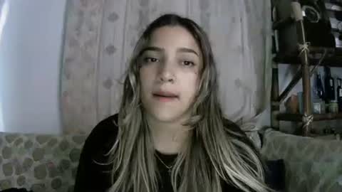 Snapshot of lilly_ocean22 chatting on April 2026 06:13:05 AM Sey - Lilly online show from April 2026 06:13:05 AM