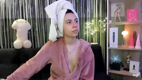 lilly_sweet02 online show from March 2026 12:34:02 AM