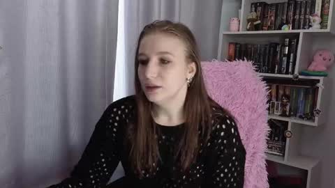 Snapshot of lillyfan_x chatting on November 2025 04:36:02 AM LillyFan X online show from November 2025 04:36:02 AM