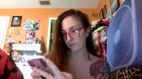 hi guys im back on here 3 online show from March 2026 07:21:02 PM