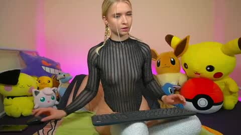 LillyOcean online show from May 2026 01:15:02 PM