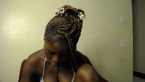 Snapshot of lilmystic_lola chatting on January 2026 07:08:02 PM Chelsea online show from January 2026 07:08:02 PM