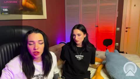 Snapshot of lilo_meow chatting on November 2025 05:34:02 PM Kris Lilo online show from November 2025 05:34:02 PM